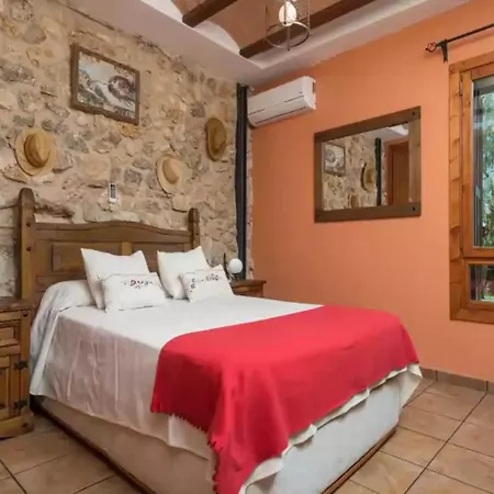 Villa With Private Pool In *
