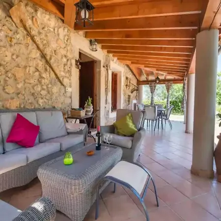 With Private Pool In Villa Inca (Mallorca)