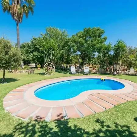 Villa With Private Pool In *